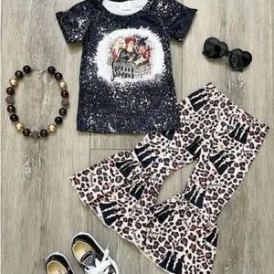 NWT Hocus Pocus Outfit 4T 😍